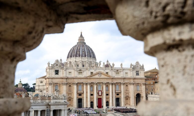 Vaticano se oferece para ser mediador entre Rússia e Ucrânia Vaticano se oferece para ser mediador entre Rússia e Ucrânia