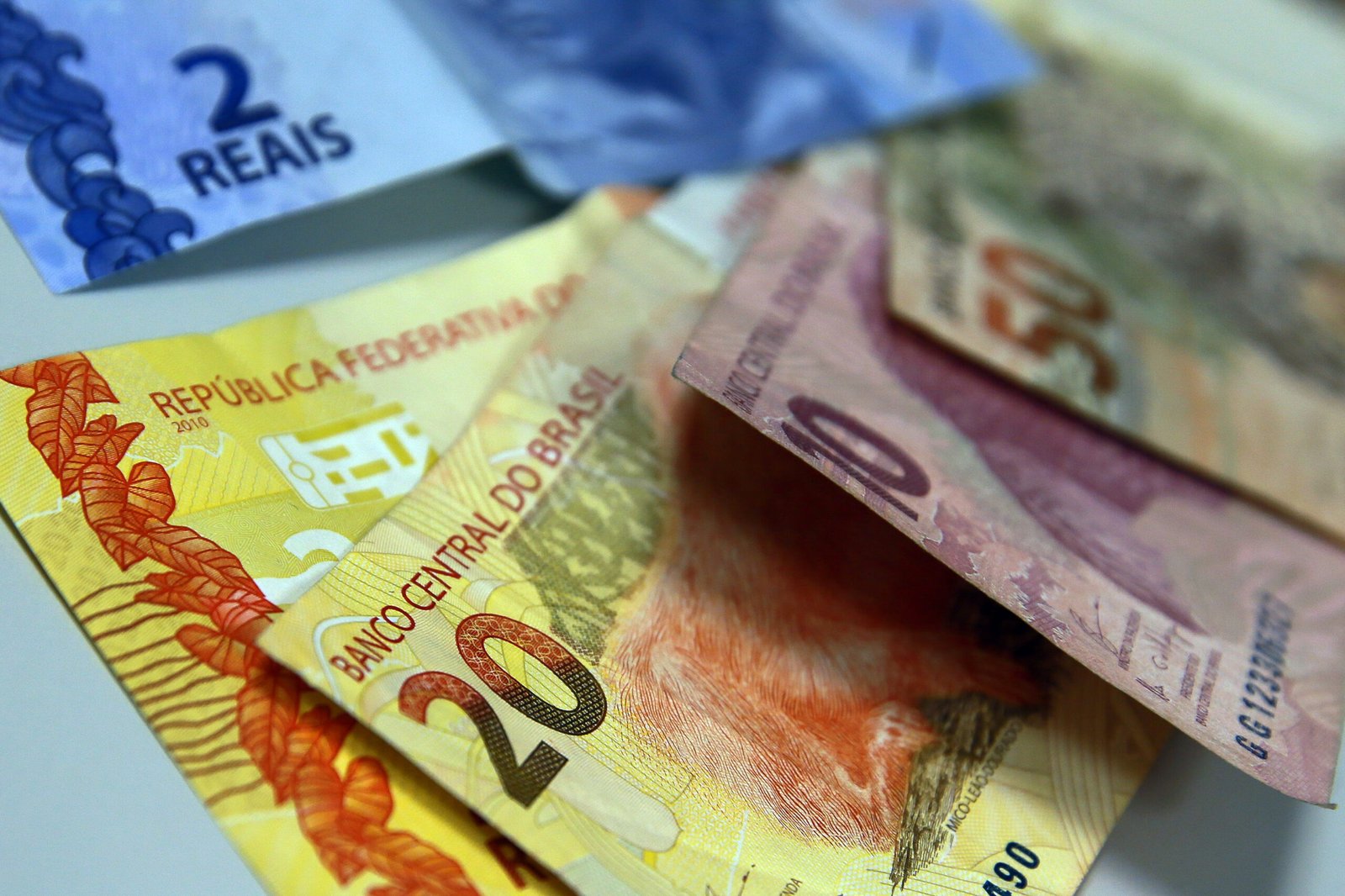 Brasil tem déficit em conta corrente de US,2 bilhões em julho, diz BC