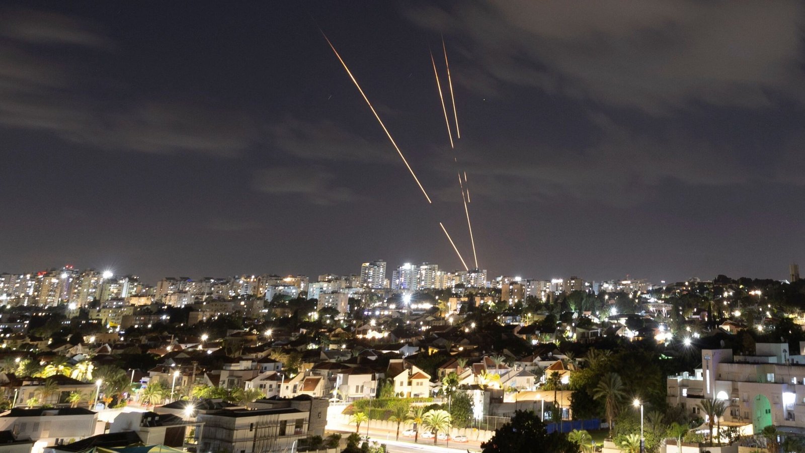 Veja fotos do ataque do Irã contra Israel
