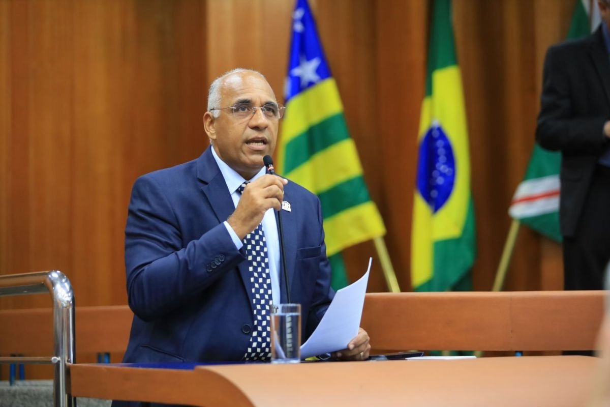 Prefeito tem presença incerta em prestação de contas na Câmara