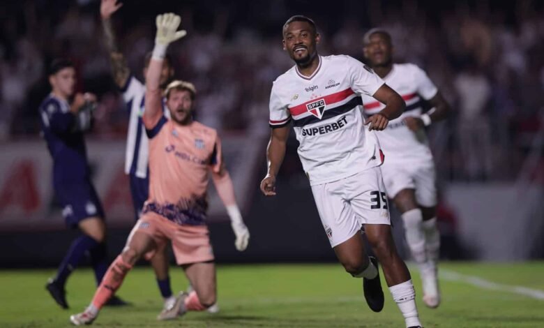 Precisar de Luciano (mais uma vez) mostra como São Paulo de Zubeldía jogou pouco Precisar de Luciano (mais uma vez) mostra como São Paulo de Zubeldía jogou pouco