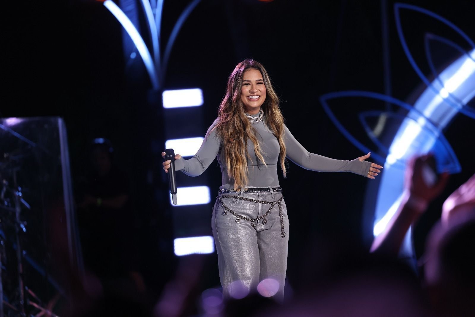 Simone Mendes estreia no Rock in Rio e leva sertanejo ao festival