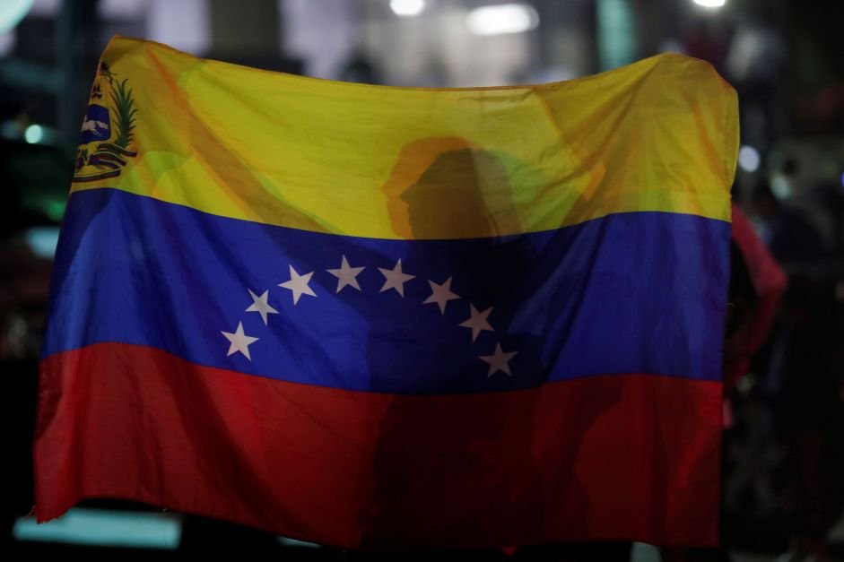 Opositor de Maduro detido após eleições na Venezuela morre em prisão