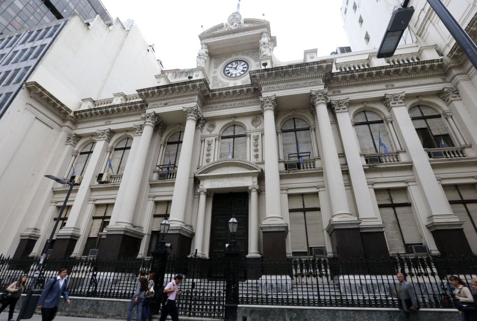 Economia argentina recua 3,9% em junho