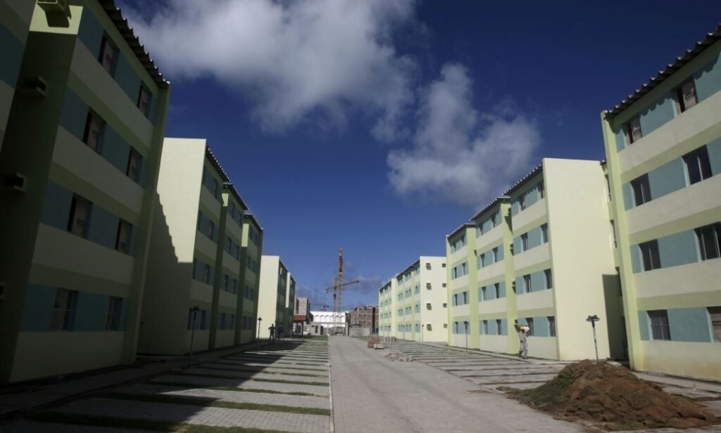 Combate ao déficit habitacional deve ser pauta de todos os entes da União, avalia setor de construção