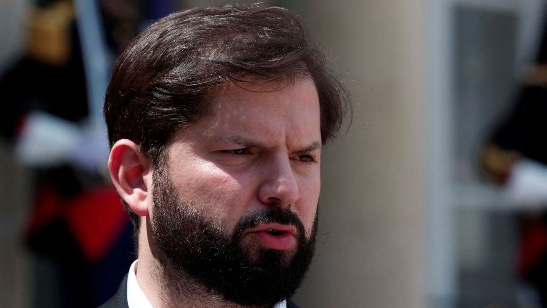 Presidente do Chile, Gabriel Boric, é acusado de assédio sexual; defesa nega