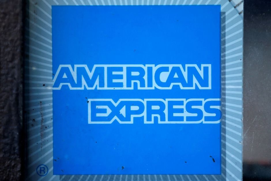 American Express tem lucro de US$ 2,51 bilhões, mas receita vem abaixo das expectativas