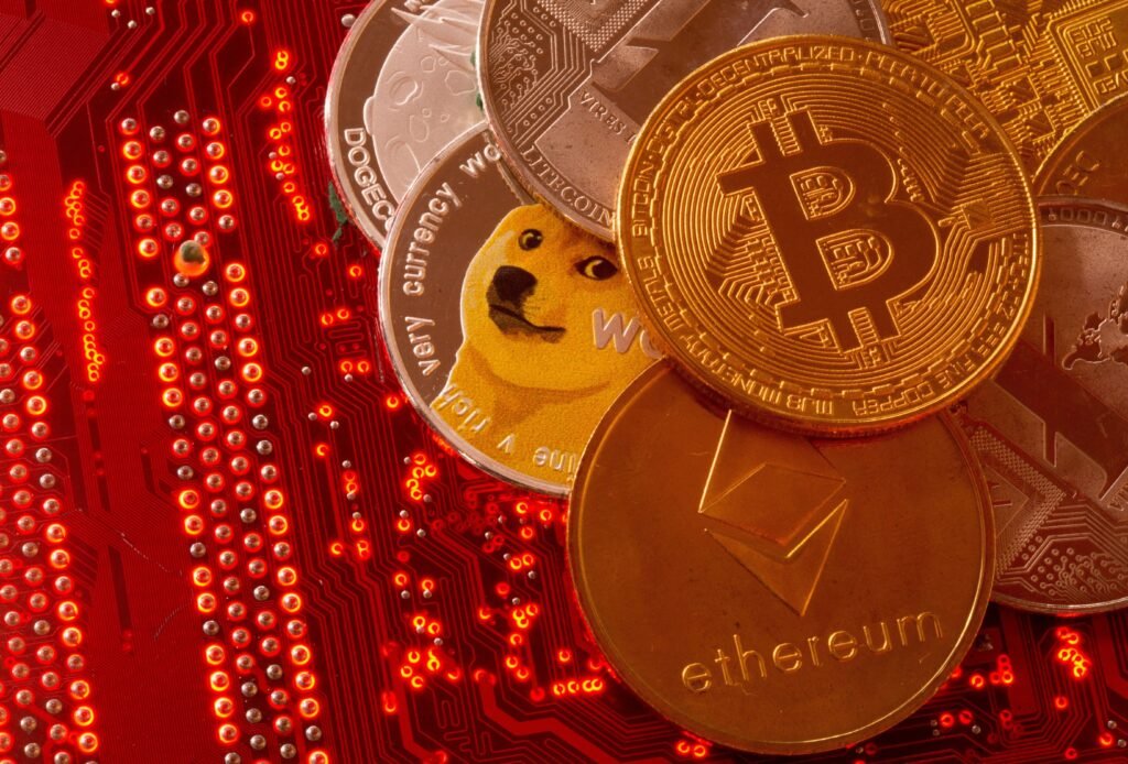 Bitcoin recua após frustração com anúncio de estímulo pela China