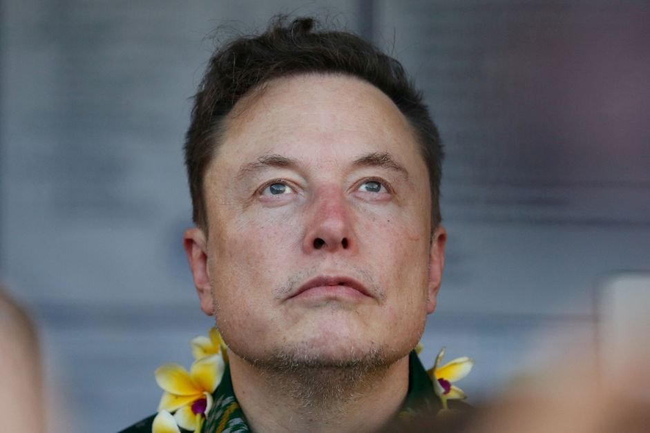 Musk chama o governo australiano de “fascista“ após nova lei sobre desinformação