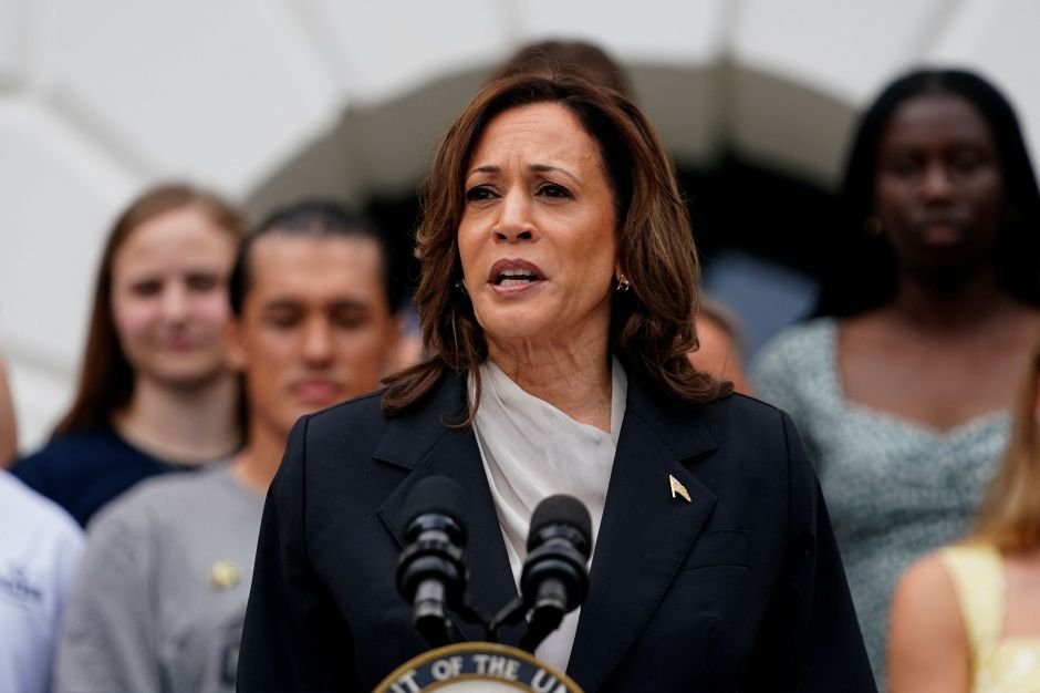 Relembre a atuação de Kamala Harris como vice-presidente dos EUA