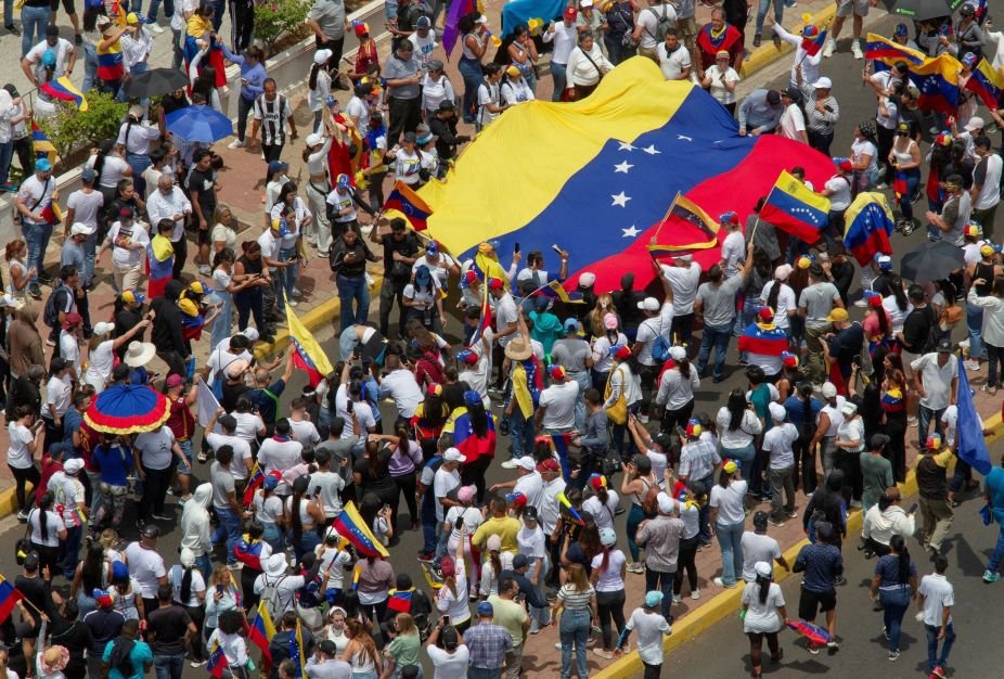 Profissionais da imprensa são acusados de terrorismo na Venezuela, diz sindicato