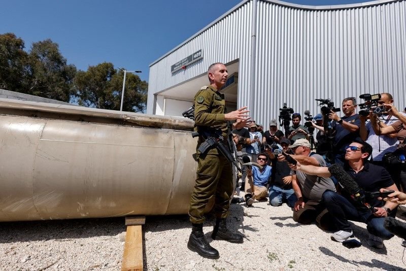 Militares israelenses afirmam ter atingido 1.300 ativos do Hezbollah em ofensiva