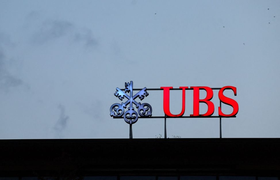 UBS supera previsões de lucro trimestral impulsionado por setor de investimentos