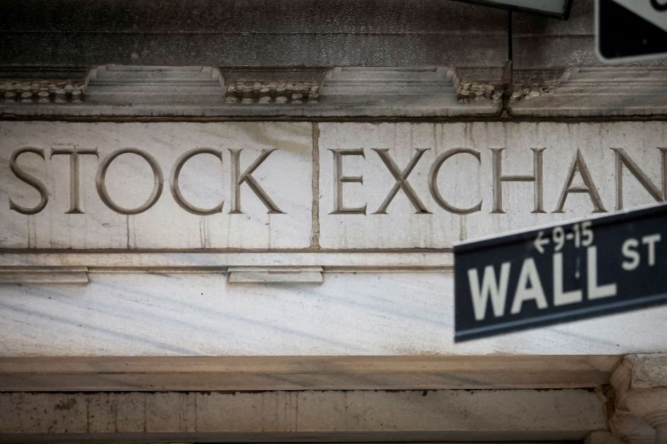 Bolsas em Wall Street fecham em alta antes de decisão do Fed