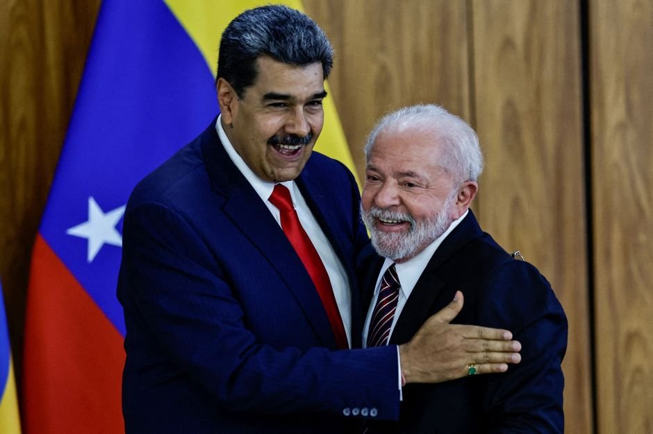 Análise: Lula dá tempo para Maduro forjar atas de votação na Venezuela