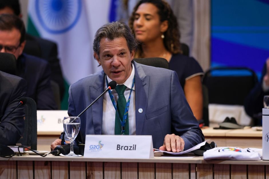 “Acho meu emprego mais difícil do que o dele“, diz Haddad sobre Campos Neto