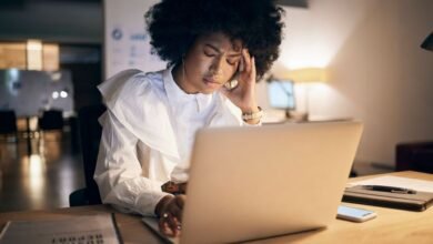Trabalhar demais pode mudar a estrutura do seu cérebro, diz estudo