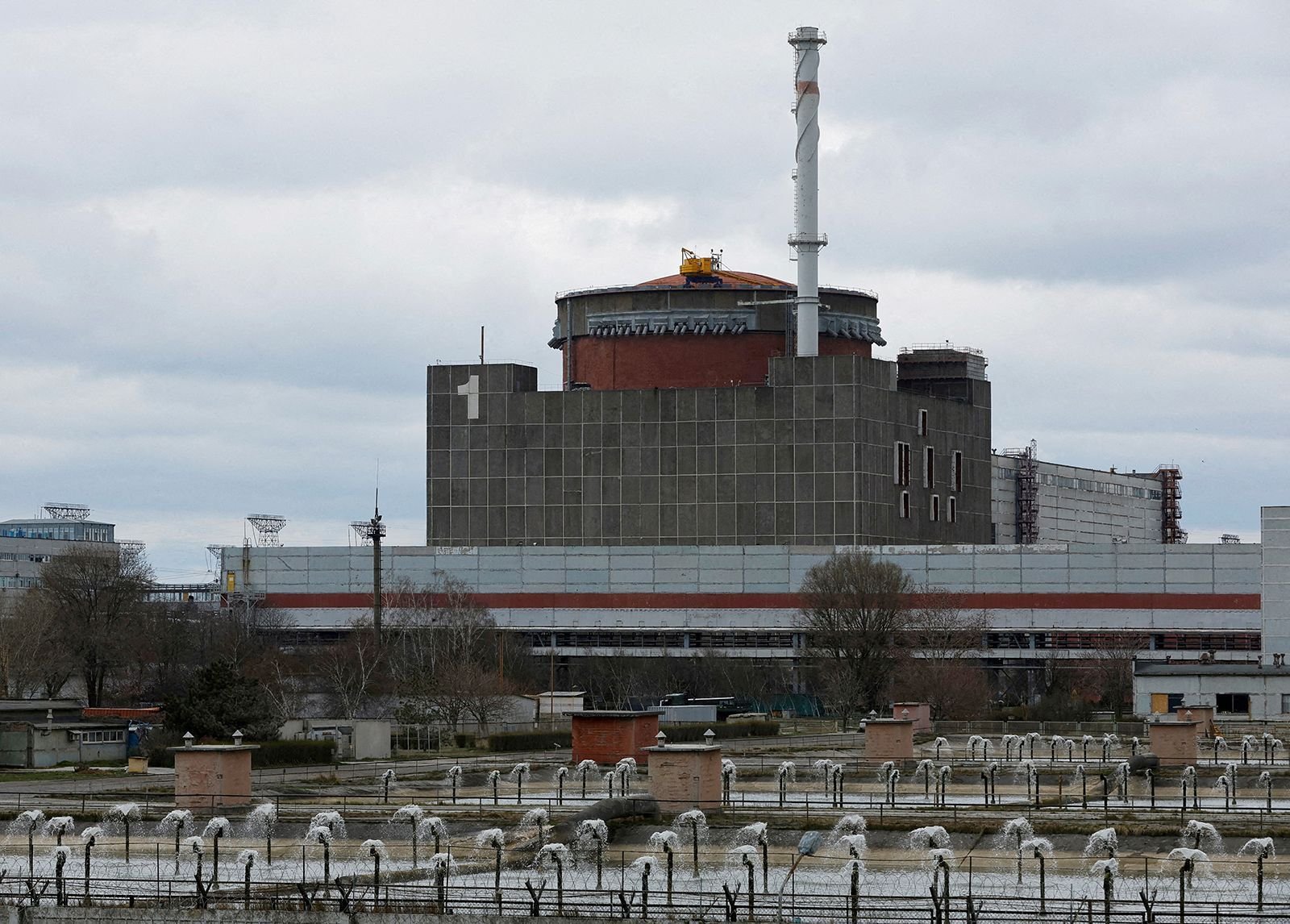 Rússia acusa Ucrânia de atacar carro usado pela ONU para levar especialistas