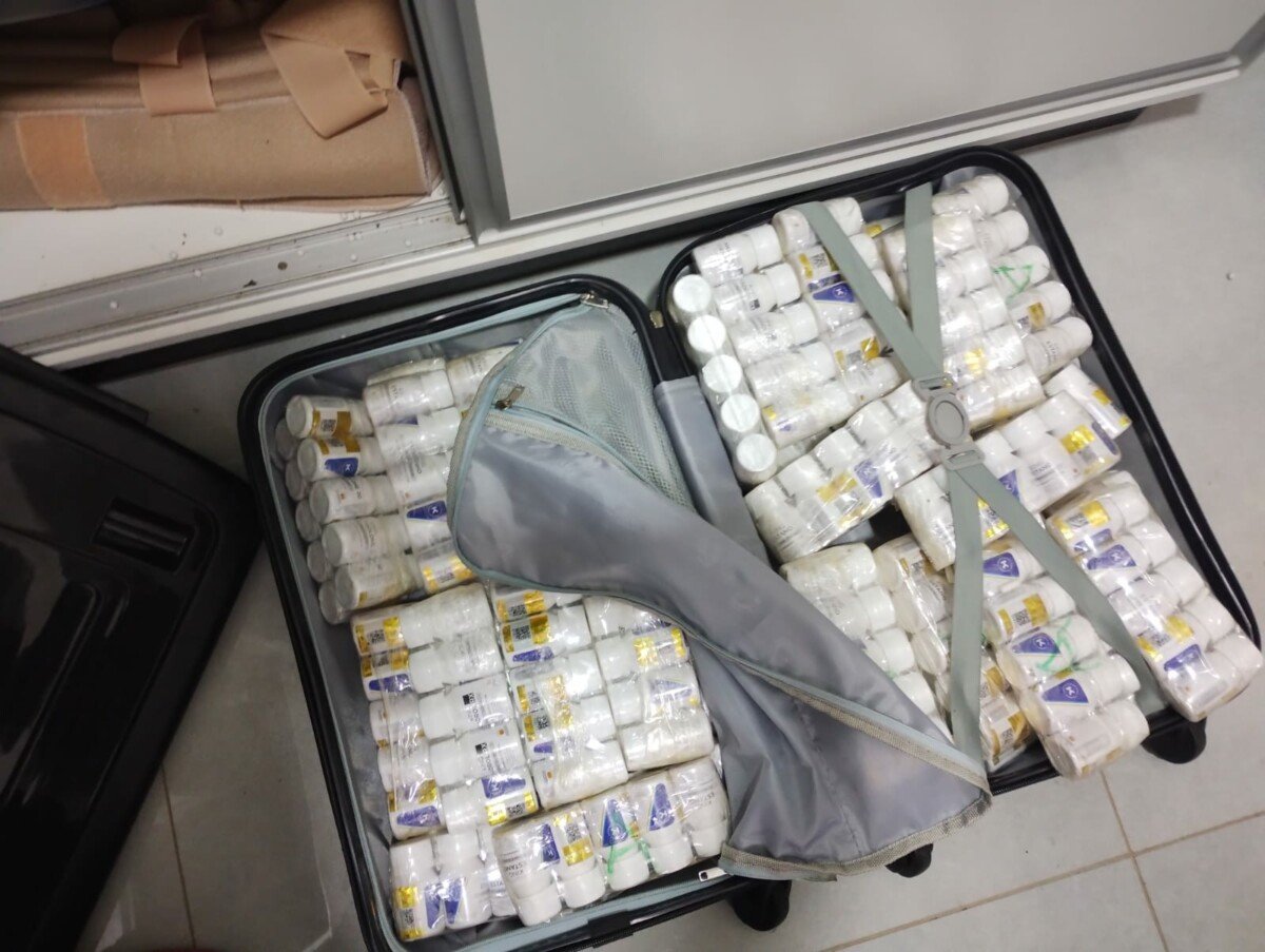 Polícia investiga comércio de anabolizantes em Goiânia