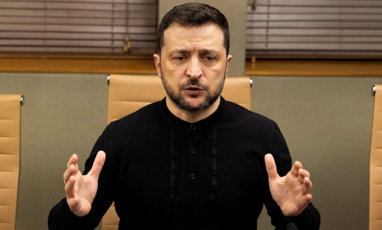 Zelensky: Ucrânia manterá tropas em regiões ocupadas durante negociações Zelensky: Ucrânia manterá tropas em regiões ocupadas durante negociações